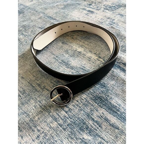 Steve Madden Faux Leather Black and Silver Tone Belt - Picture 1 of 4